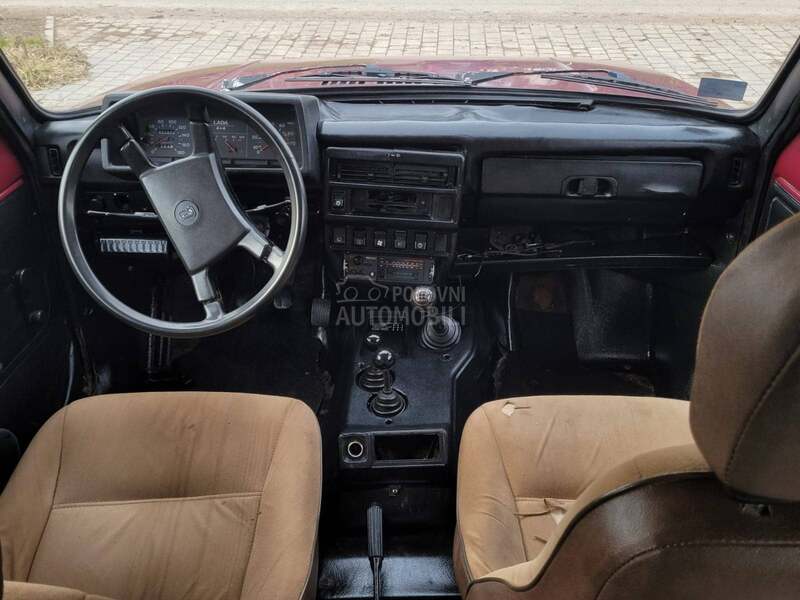 Lada Niva 