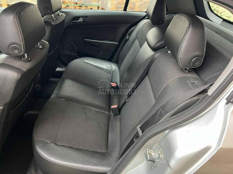Opel Astra H 1.7 CDTI