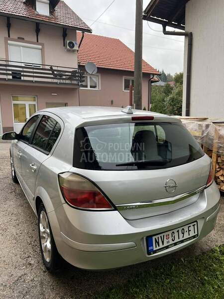 Opel Astra H 1.7 CDTI