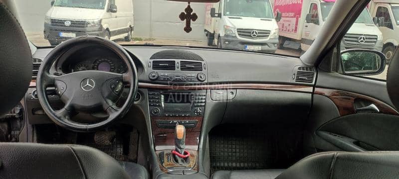 Mercedes Benz E 200 CDI