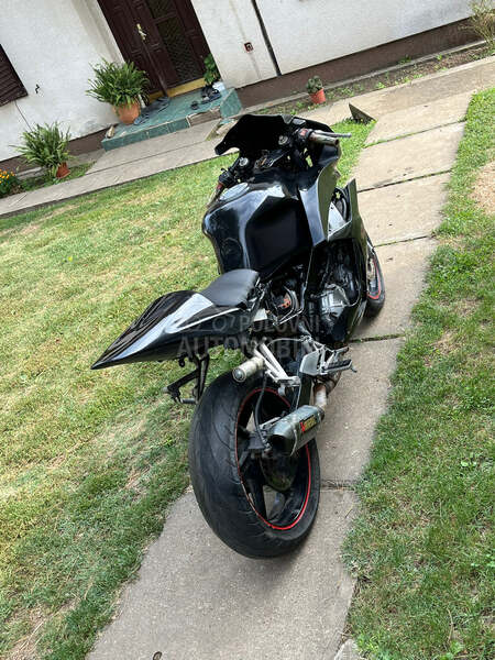 Honda cbr