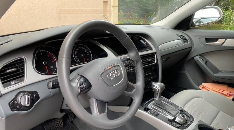 Audi A4 quattro s-tronic