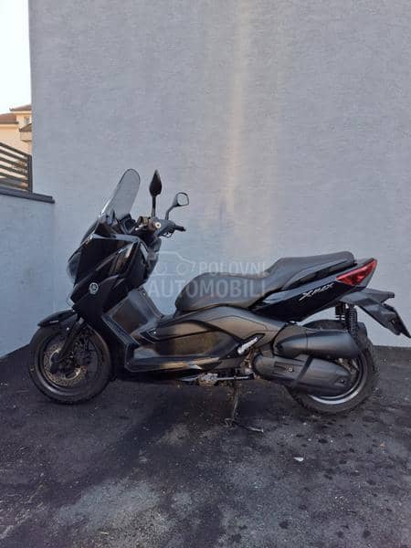 Yamaha x max