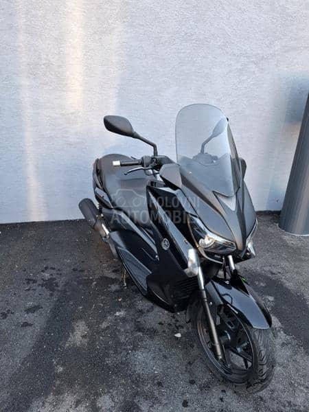 Yamaha x max