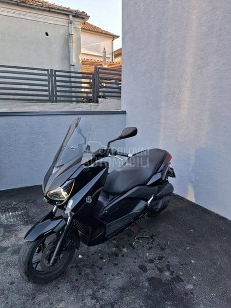 Yamaha x max