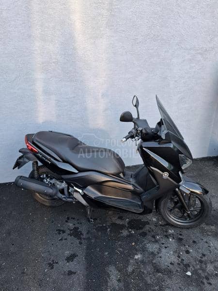 Yamaha x max