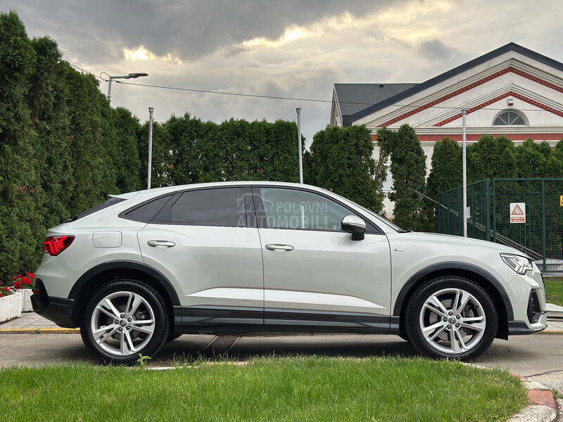 Audi Q3 Sportback, quattro