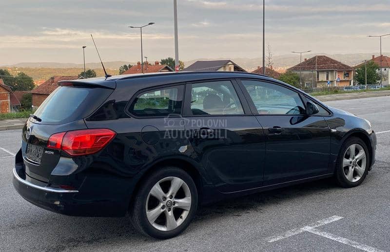 Opel Astra J 1.7 cdti restyling