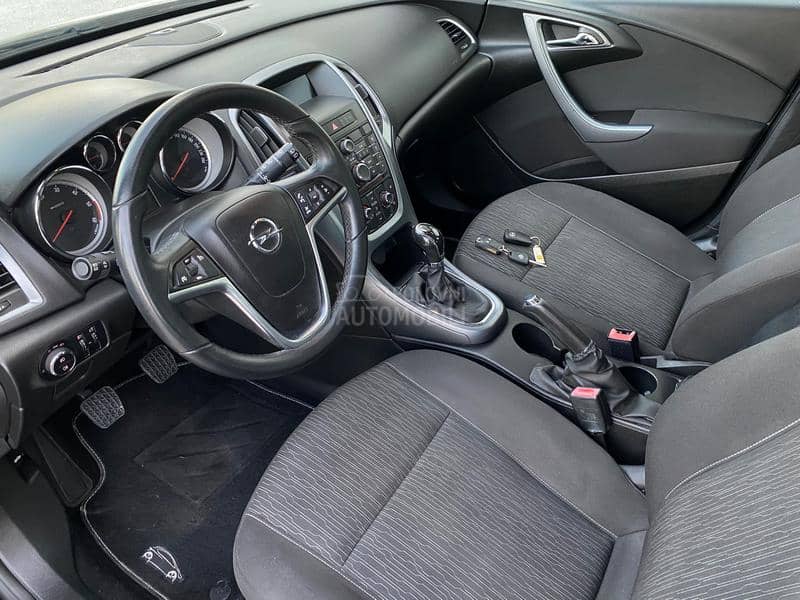 Opel Astra J 1.7 cdti restyling