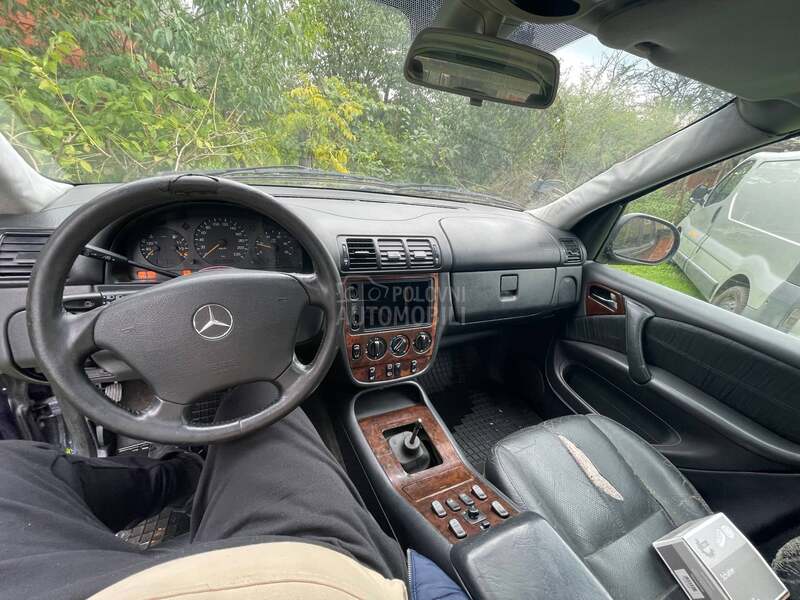 Mercedes Benz ML 270 2.7cdi
