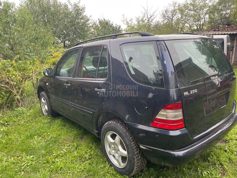 Mercedes Benz ML 270 2.7cdi