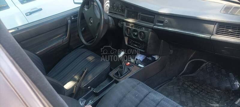 Mercedes Benz 190 190D