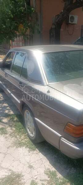 Mercedes Benz 190 190D