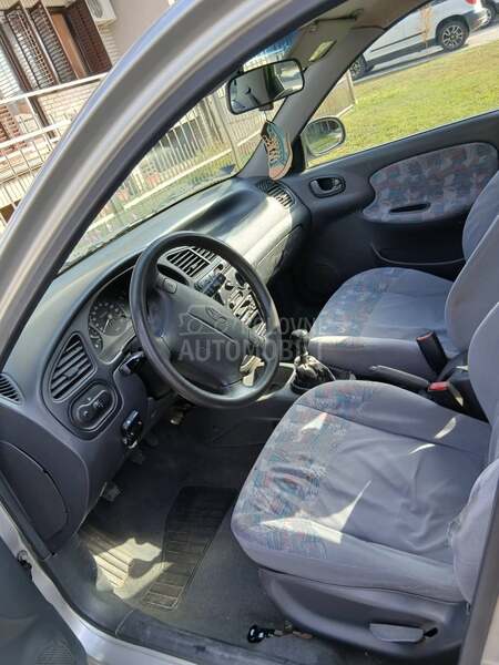 Daewoo Lanos 1.6