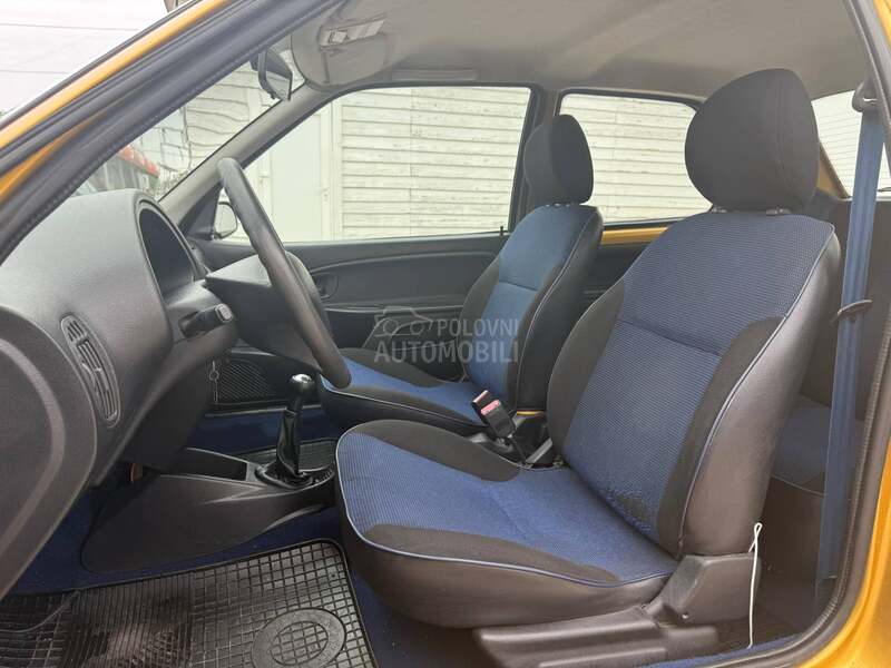Citroen Saxo 