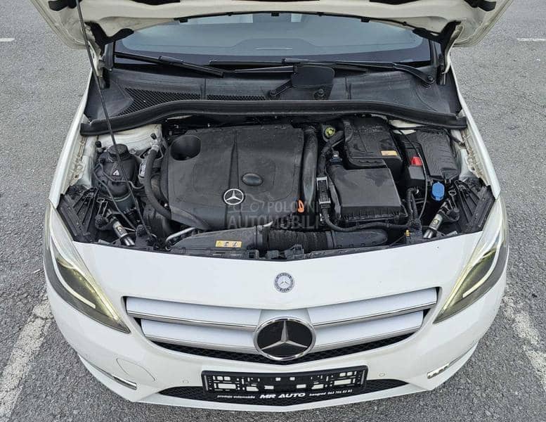 Mercedes Benz B 180 AUT0MATIC/LED Mercedes Benz B 180 AUT0MATIC/LED