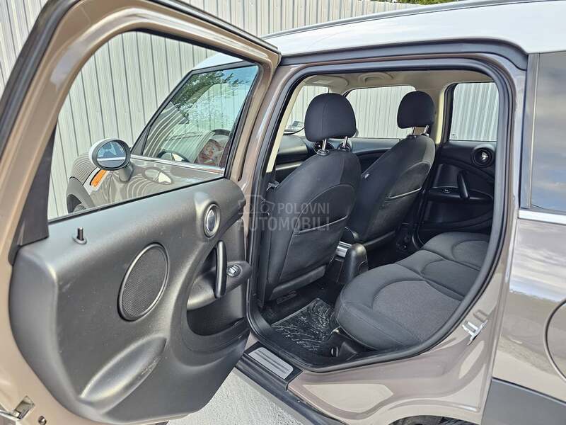 MINI Countryman COOPER D ALL4