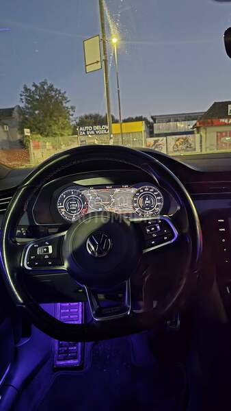 Volkswagen Arteon R line
