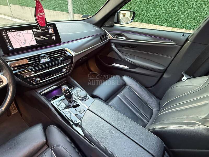BMW 530 BMW 530e M hybrid