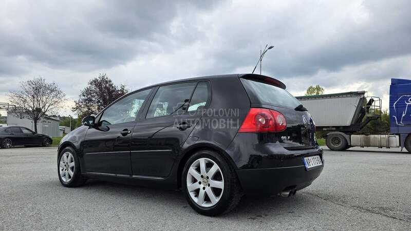 Volkswagen Golf 5 2.0 FSI 4X4