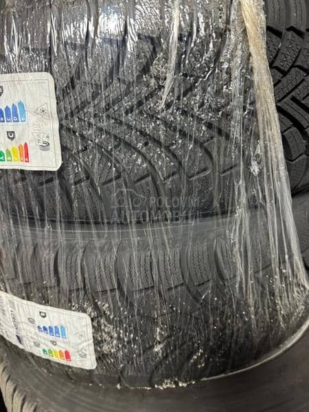 Maxxis 215/55 R18 Zimska