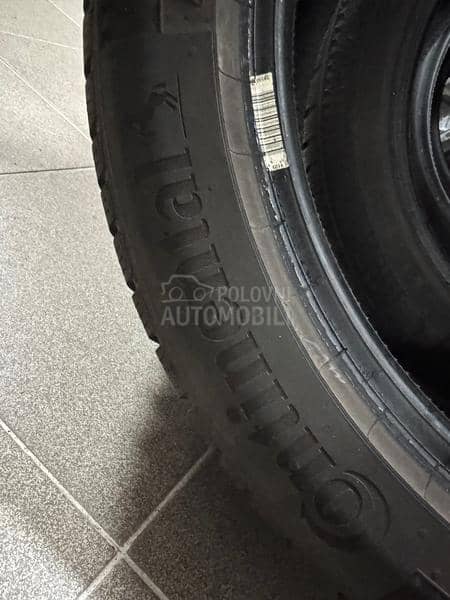 Continental 215/50 R18 Zimska
