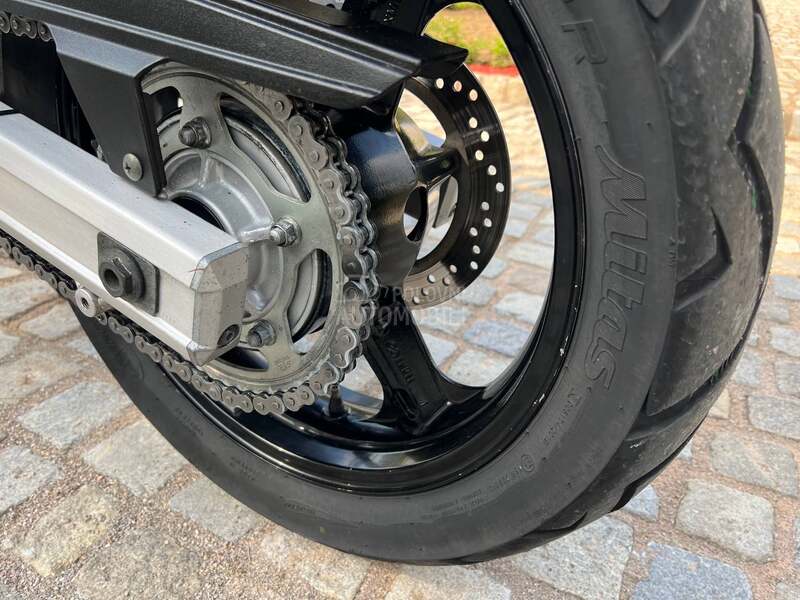 Suzuki V Strom DL 650