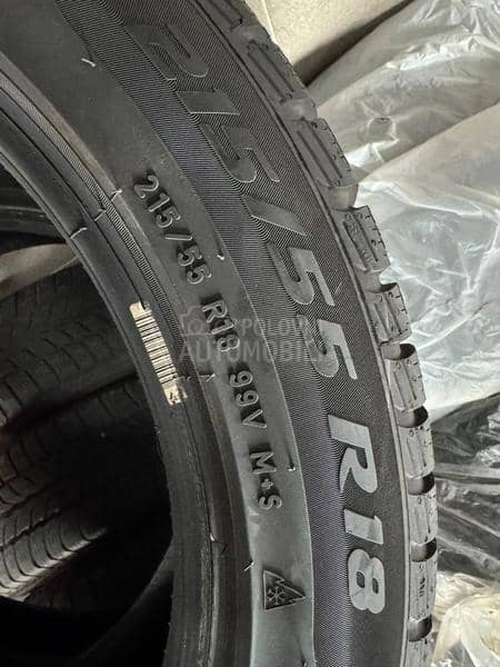 Pirelli 215/55 R18 Zimska