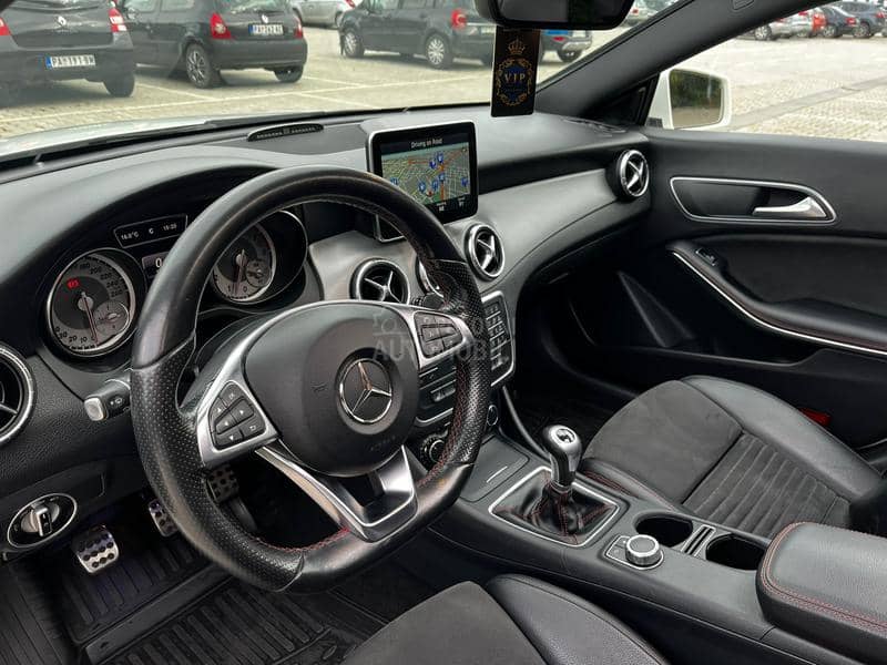 Mercedes Benz CLA 180 AMG line