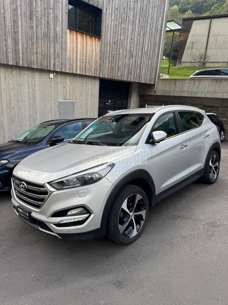 Hyundai Tucson 2.0 CRDI 4X4