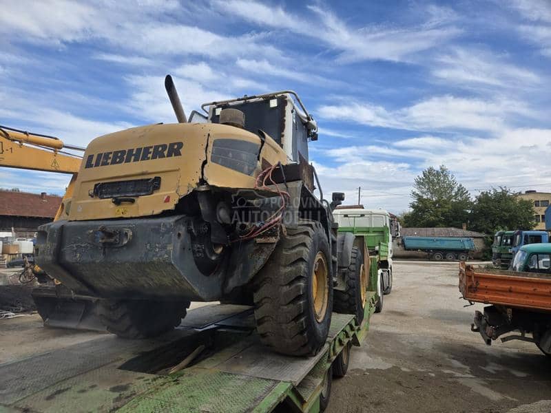 Liebherr L538