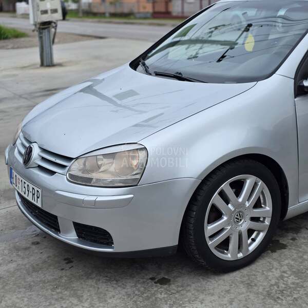 Volkswagen Golf 5 1.9//105 k s