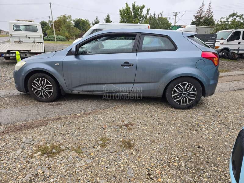 Kia pro_cee`d 1.4