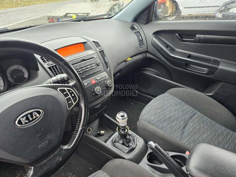 Kia pro_cee`d 1.4