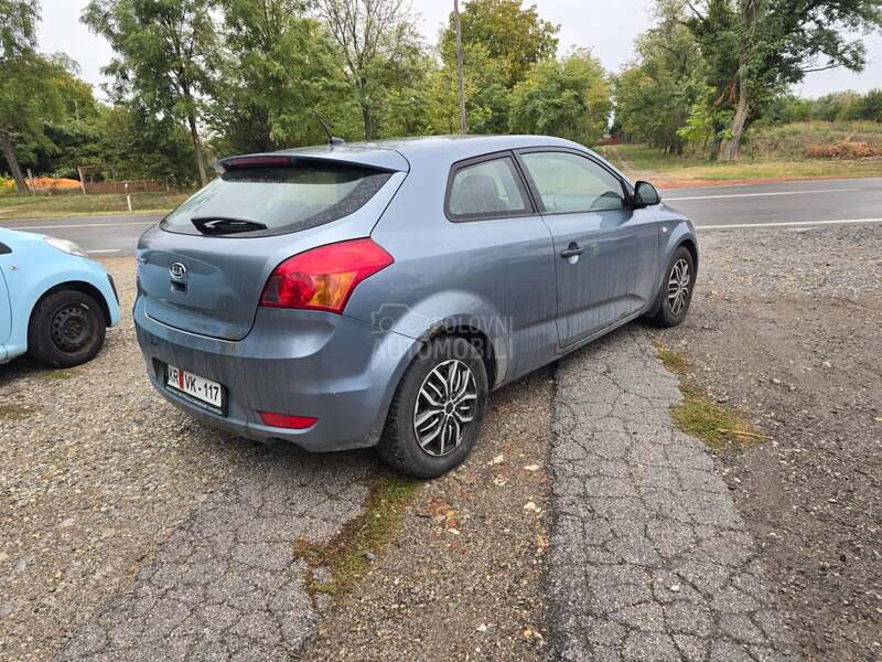 Kia pro_cee`d 1.4