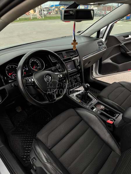 Volkswagen Golf 7 1.2 TSI