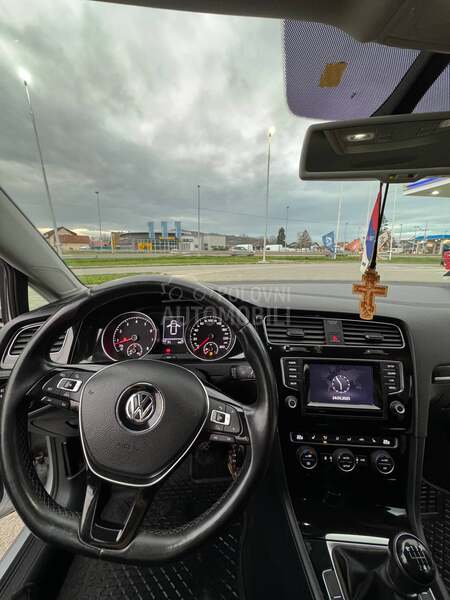 Volkswagen Golf 7 1.2 TSI