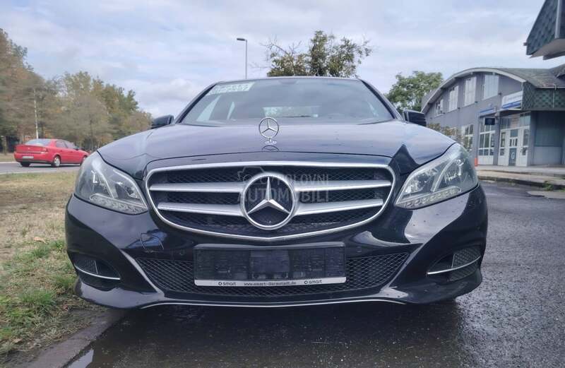 Mercedes Benz E 200 
