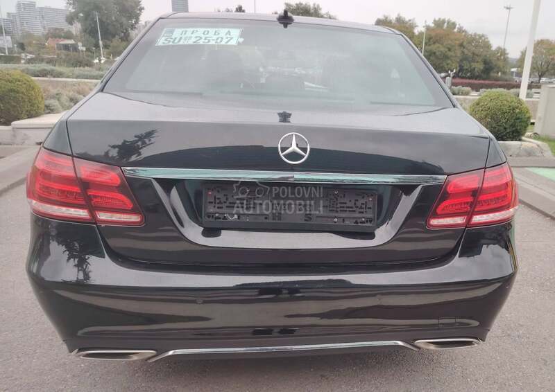 Mercedes Benz E 200 