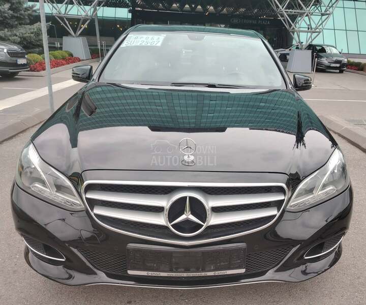 Mercedes Benz E 200 