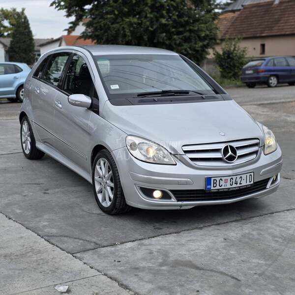 Mercedes Benz B 180 2.0//109 k s