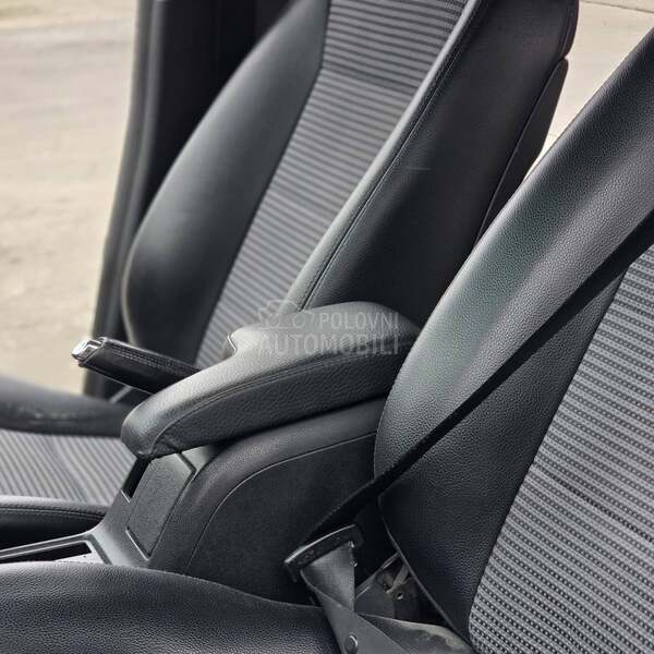 Mercedes Benz B 180 2.0//109 k s