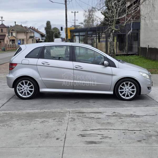 Mercedes Benz B 180 2.0//109 k s