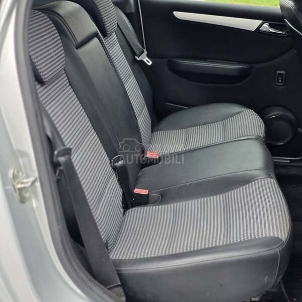 Mercedes Benz B 180 2.0//109 k s