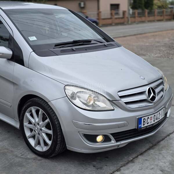 Mercedes Benz B 180 2.0//109 k s