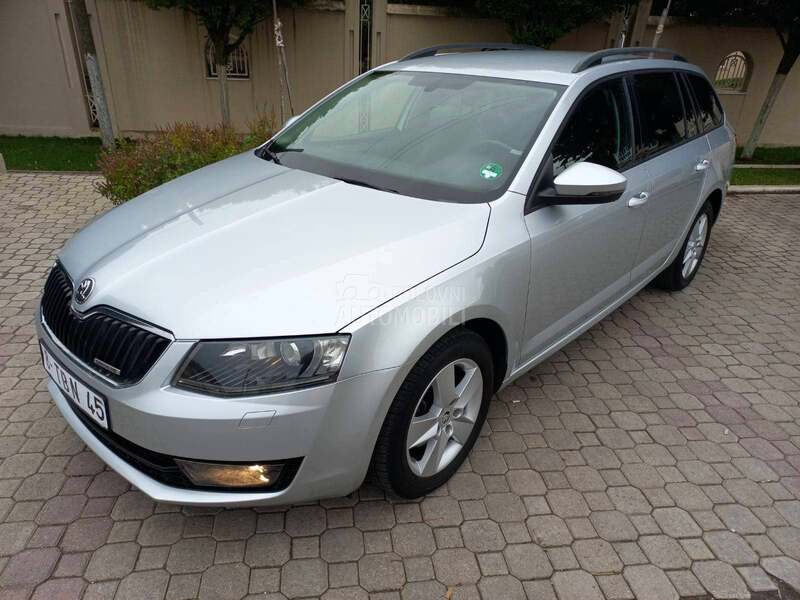 Škoda Octavia 1.6TDI XENON/DIODA