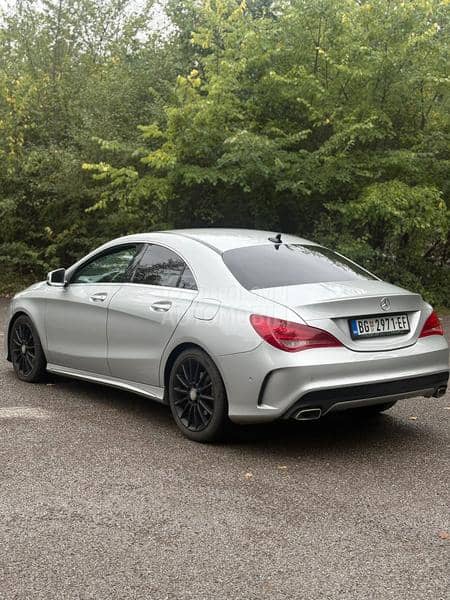 Mercedes Benz CLA 200 
