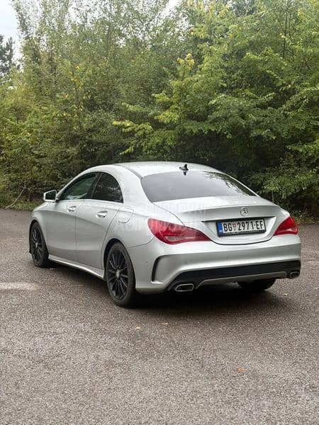 Mercedes Benz CLA 200 