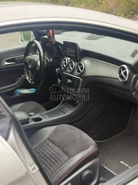 Mercedes Benz CLA 200 