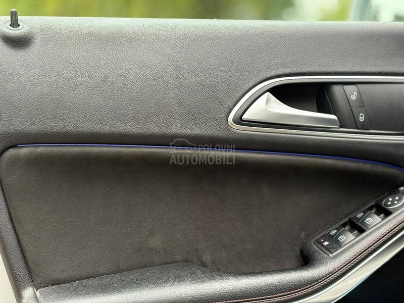 Mercedes Benz CLA 200 